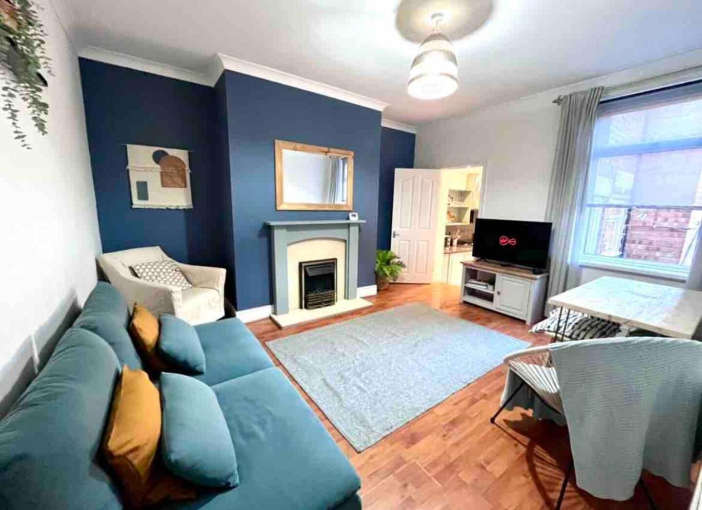Gorgeous Spacious 2 Bedroom Home 10 Mins To City 게이츠헤드 외부 사진